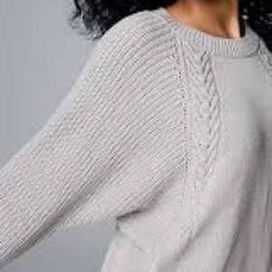 SIMPLY VERA VERA WANG LIGHT BLUE KNIT SWEATER